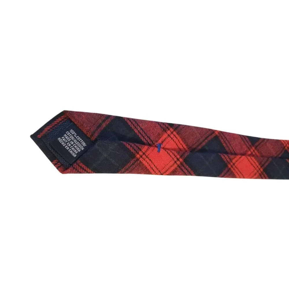 NWT‎ Nautica Mens Tie Necktie Designer Luxury 100% Cotton Red Black Plaid